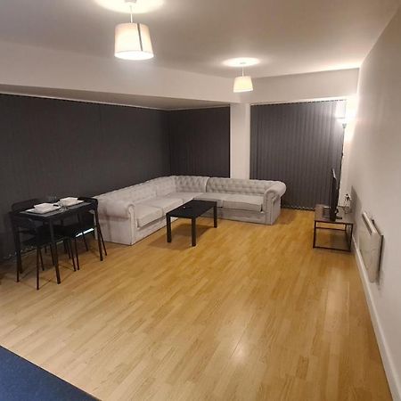 Homestay By Bic Melbourne 14 - Leeds Morley  Extérieur photo